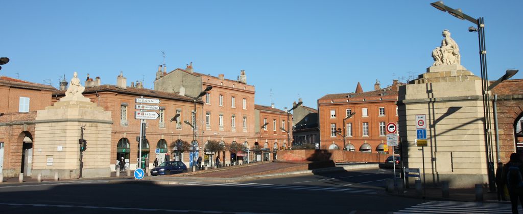 La place Saint-Cyprien